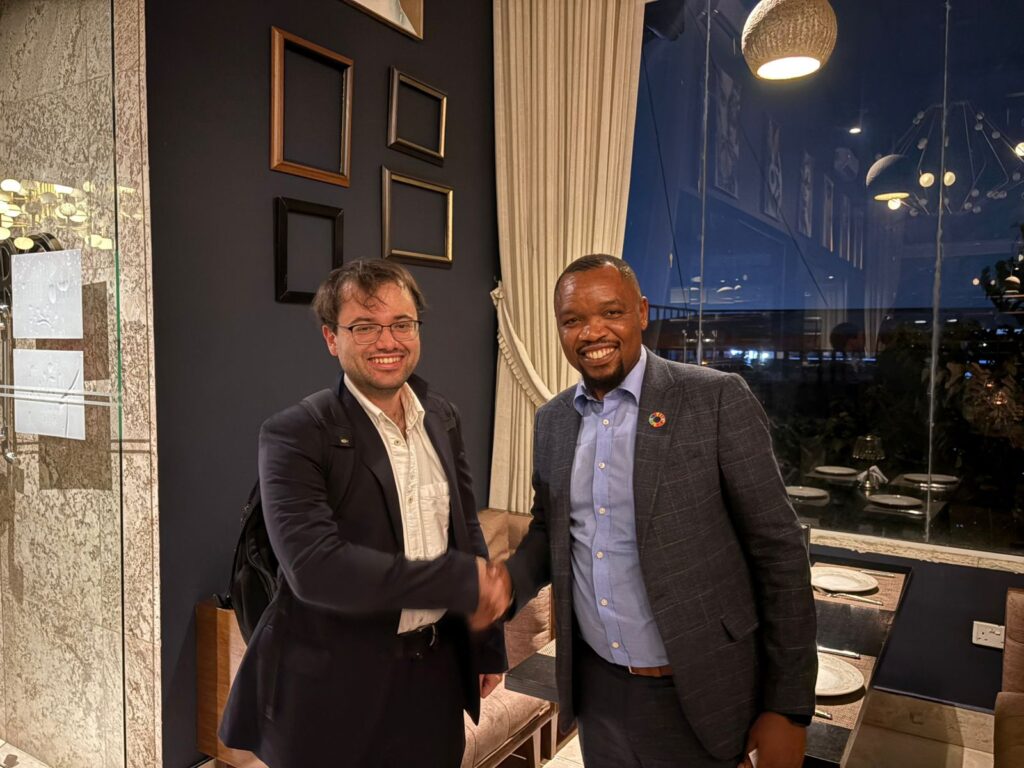 ARE Business Development Associate Carlos Ferré Sánchez with Geoffrey Omedo, UNDP Nigeria